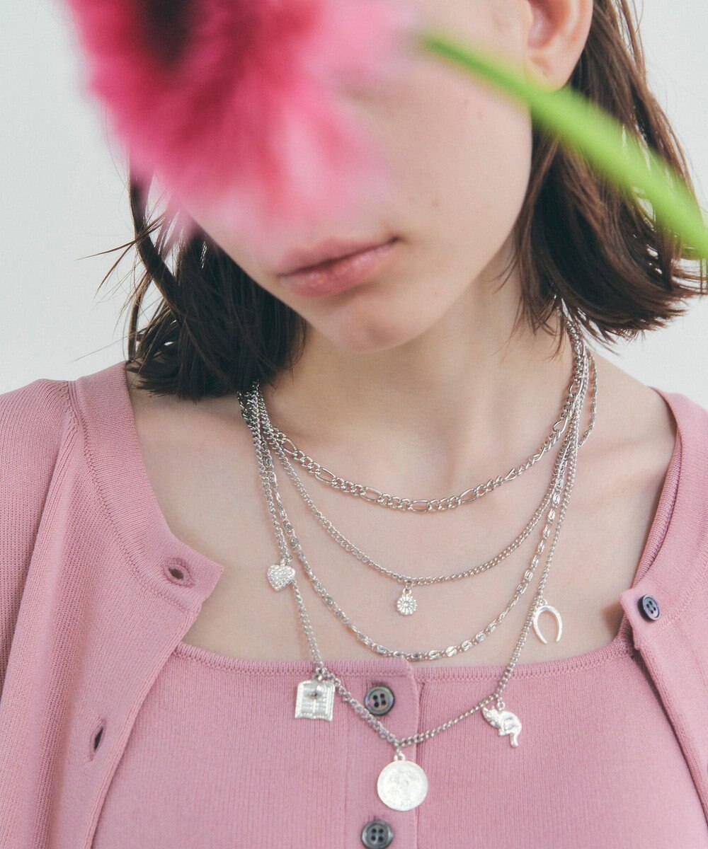 YECCA VECCA モチーフ4連ネックレス 