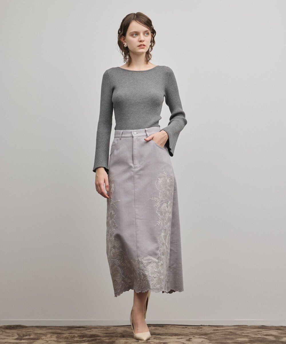 GRACE CONTINENTAL エンブロイダリータイトスカート 