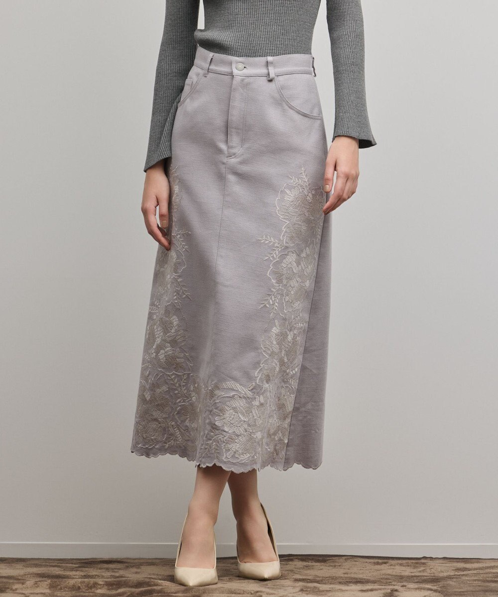 GRACE CONTINENTAL エンブロイダリータイトスカート 