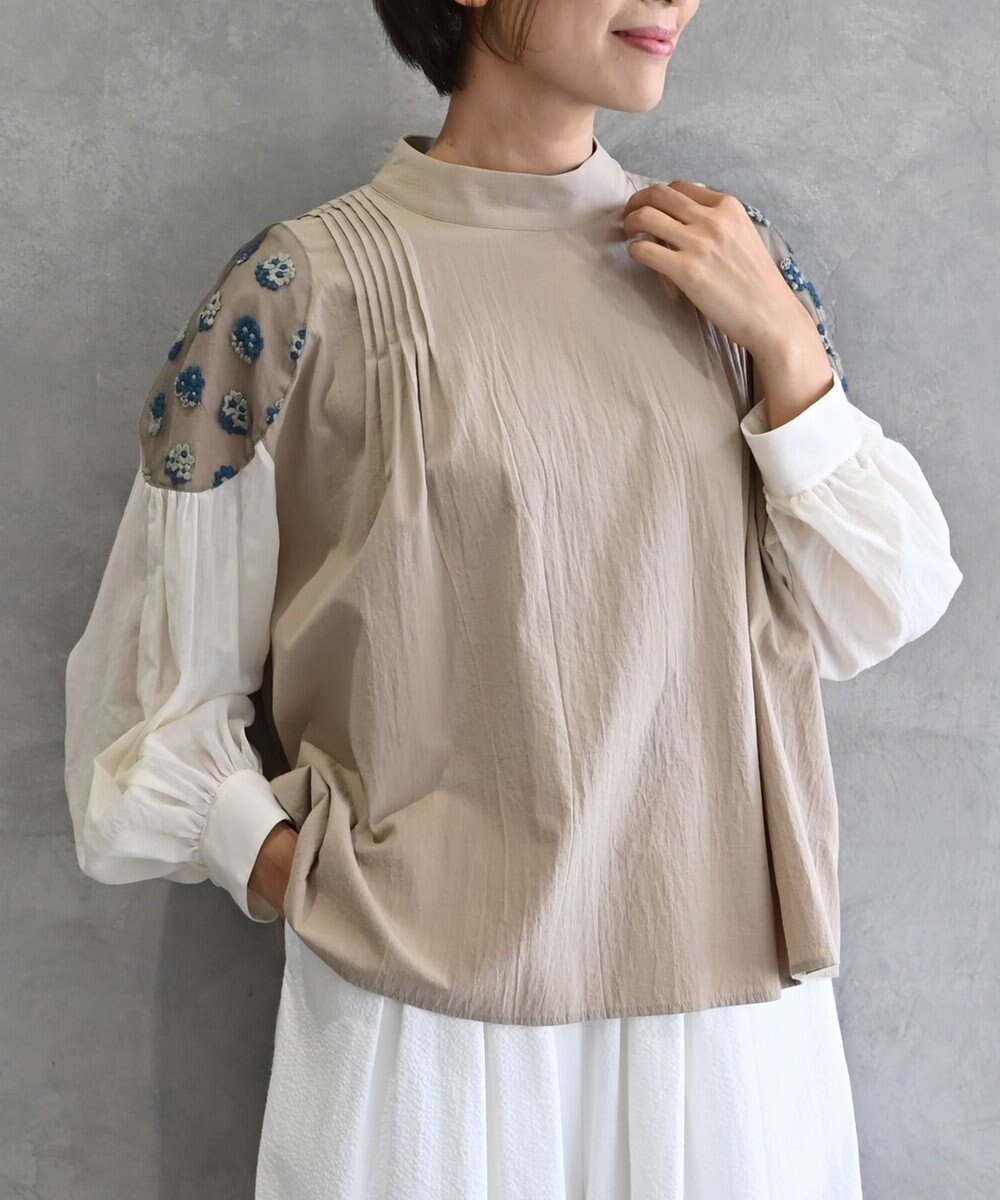 muuc 〈遠州織物の工場で織られた上質なコットン生地〉〈オーガニックコットン〉〈チュール素材に花刺繍〉あじさい小花刺繍ブラウス 