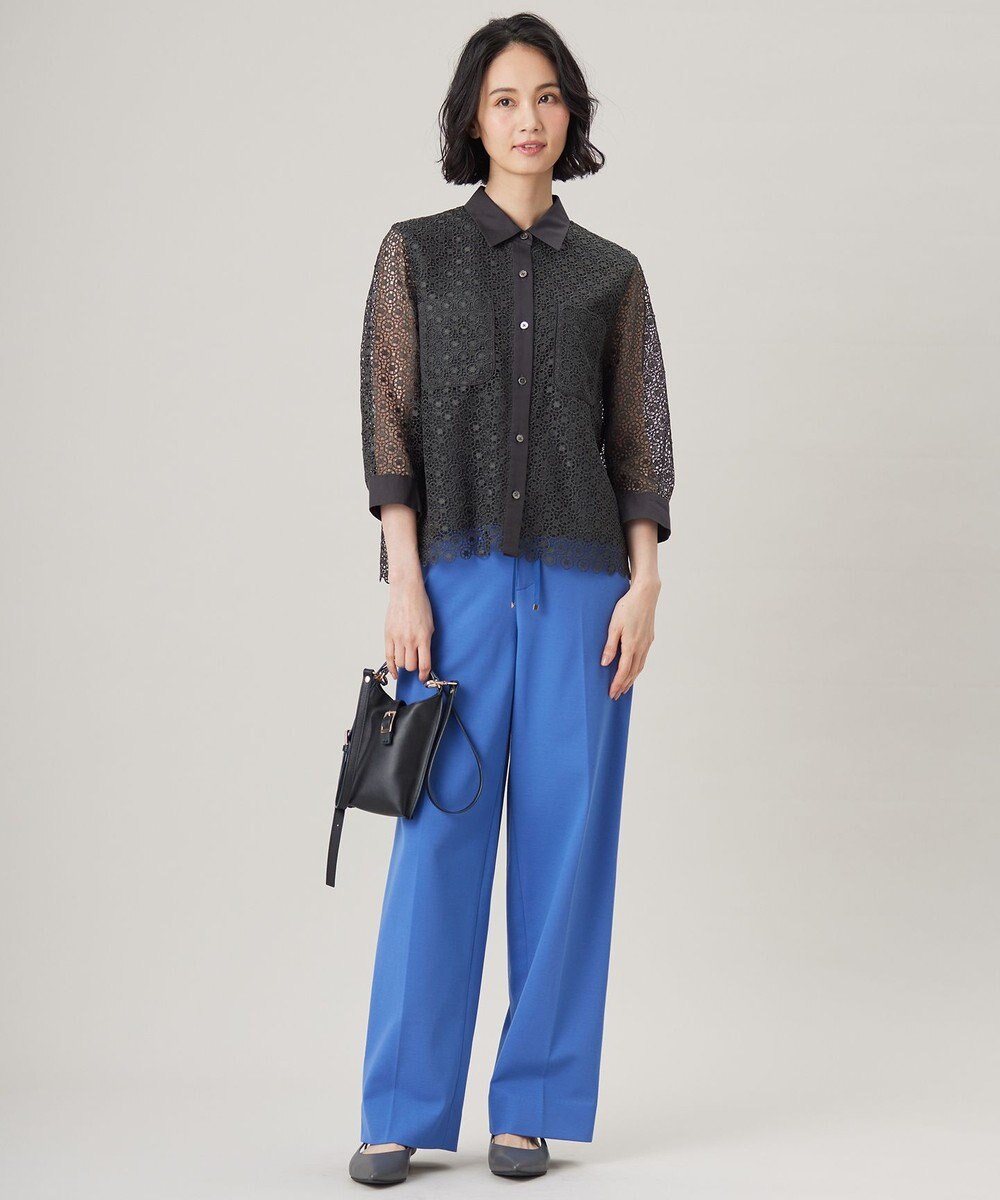 自由区 【ドラマ「明日はもっと いい日になる」着用】【洗える】ジオメトリックフラワーレースクロップド丈シャツ ブラウス 