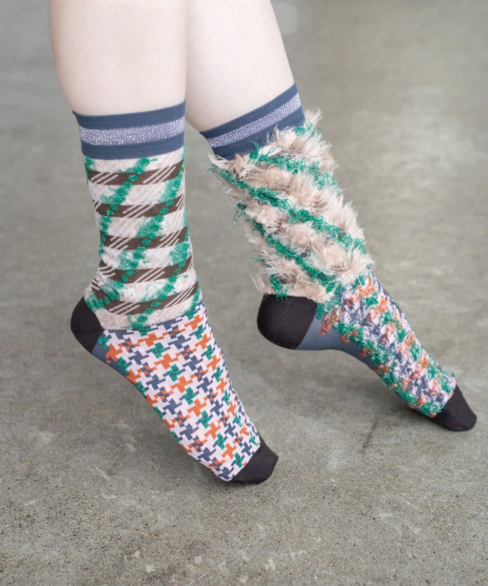 COQ LESSER TALE ラメリバーシブルファーソックス 