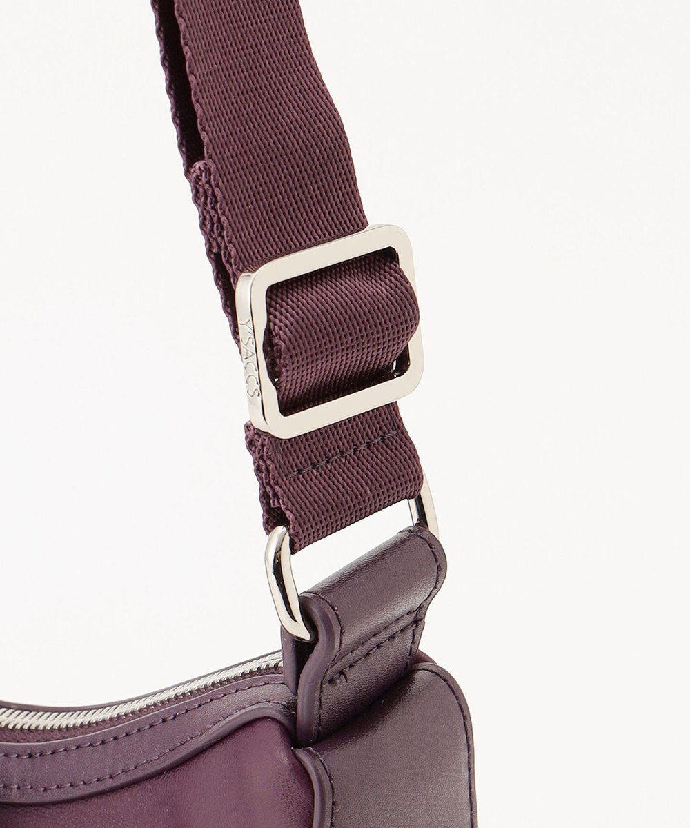 Y'SACCS イタリアンシープ　マルチポーチ付き　ホーボーバッグ 