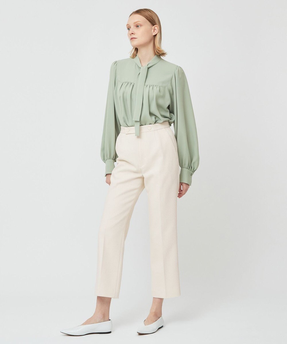 BEIGE， FIG / テーパードパンツ 