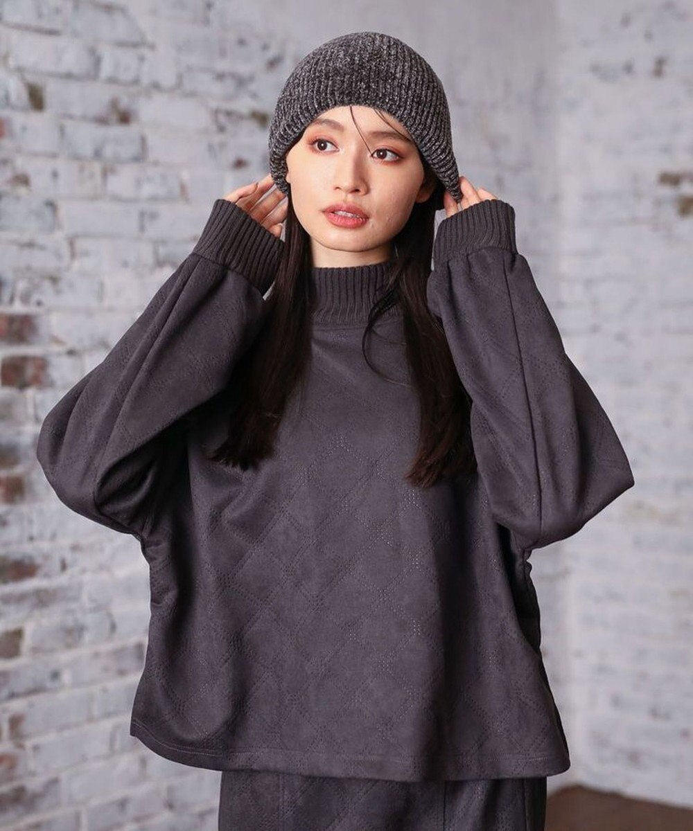 Green Parks ・ＥＬＥＮＣＡＲＥ　ＤＵＥ　エンボスプルオーバー 