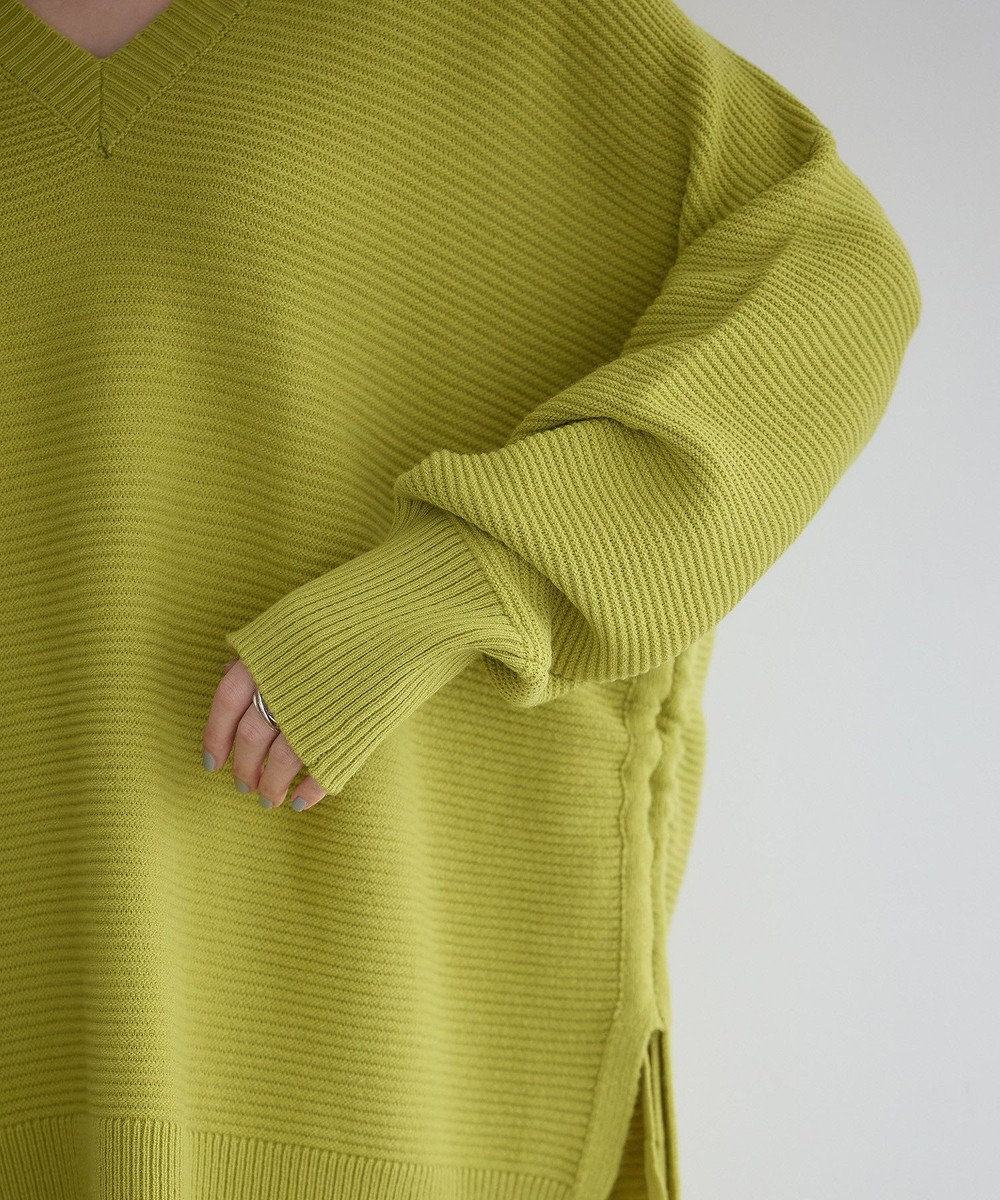 YECCA VECCA Vネックドロストデザインニット 