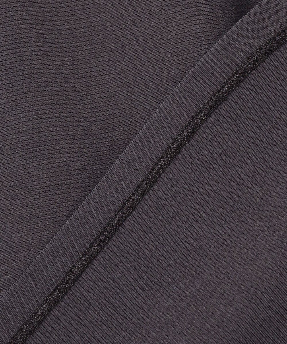 UNFILO 【一部店舗限定カラー】BEAUTY FORM-T フレアTシャツ 