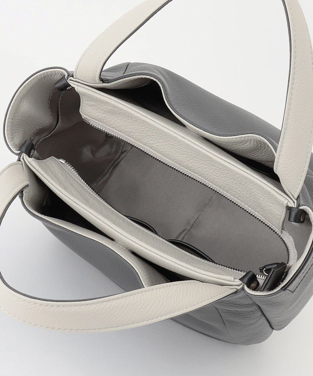 Y'SACCS シュリンクレザートート Sサイズ 