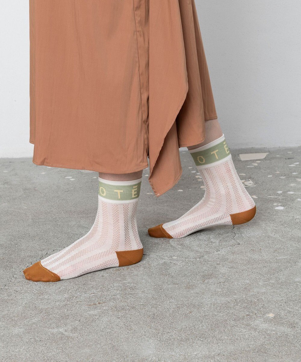 TRICOTE メッシュ　ストライプ柄ソックス 
