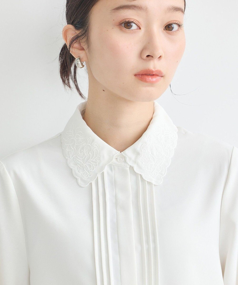 earth music&ecology 刺繍襟ブラウス 