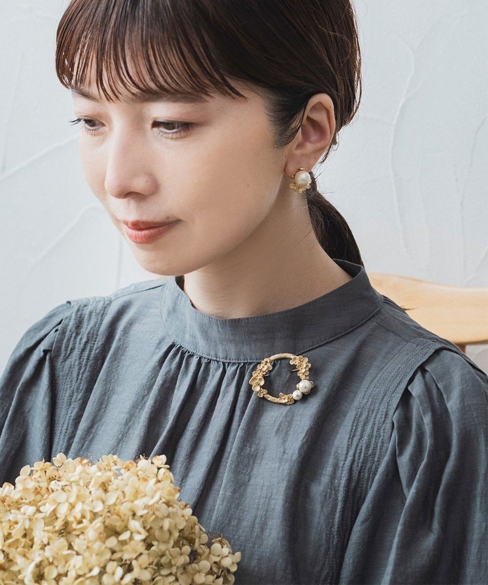 Pisceans フローラル&コットンパールブローチ 