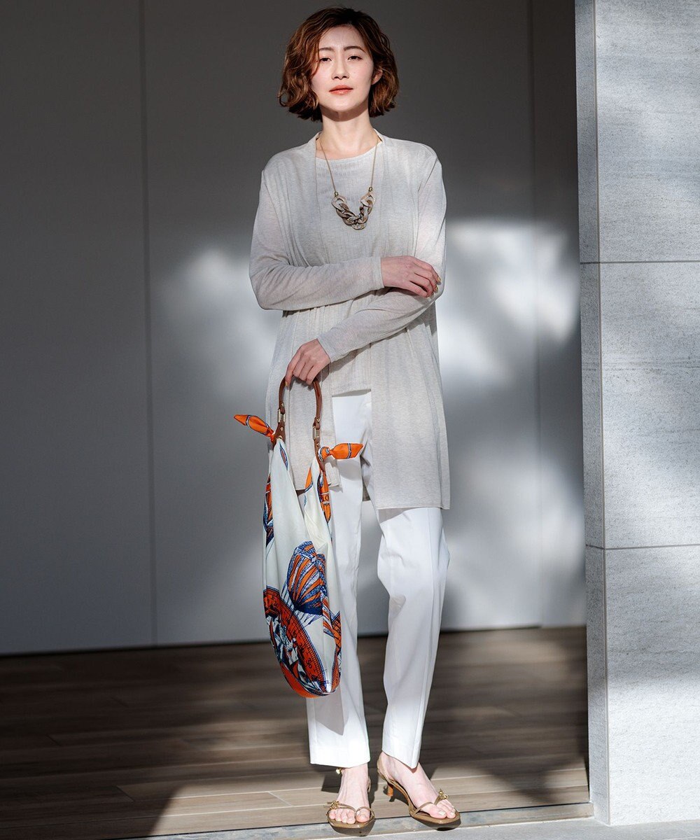 23区 【洗える】コットンサテンストレッチ テーパードパンツ 