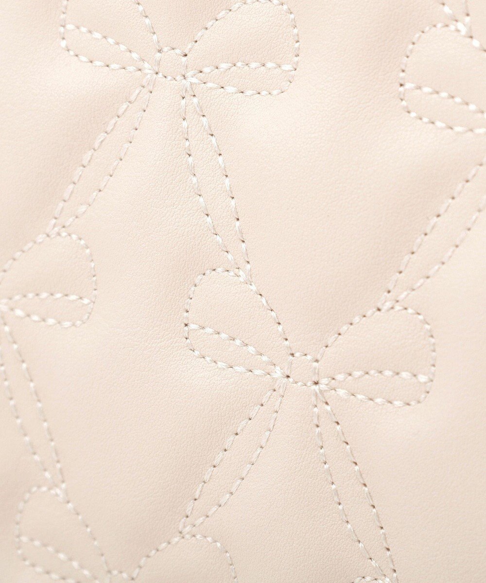 Maison de FLEUR スカーフ付きリボンキルティング2Wayスクエアトート 