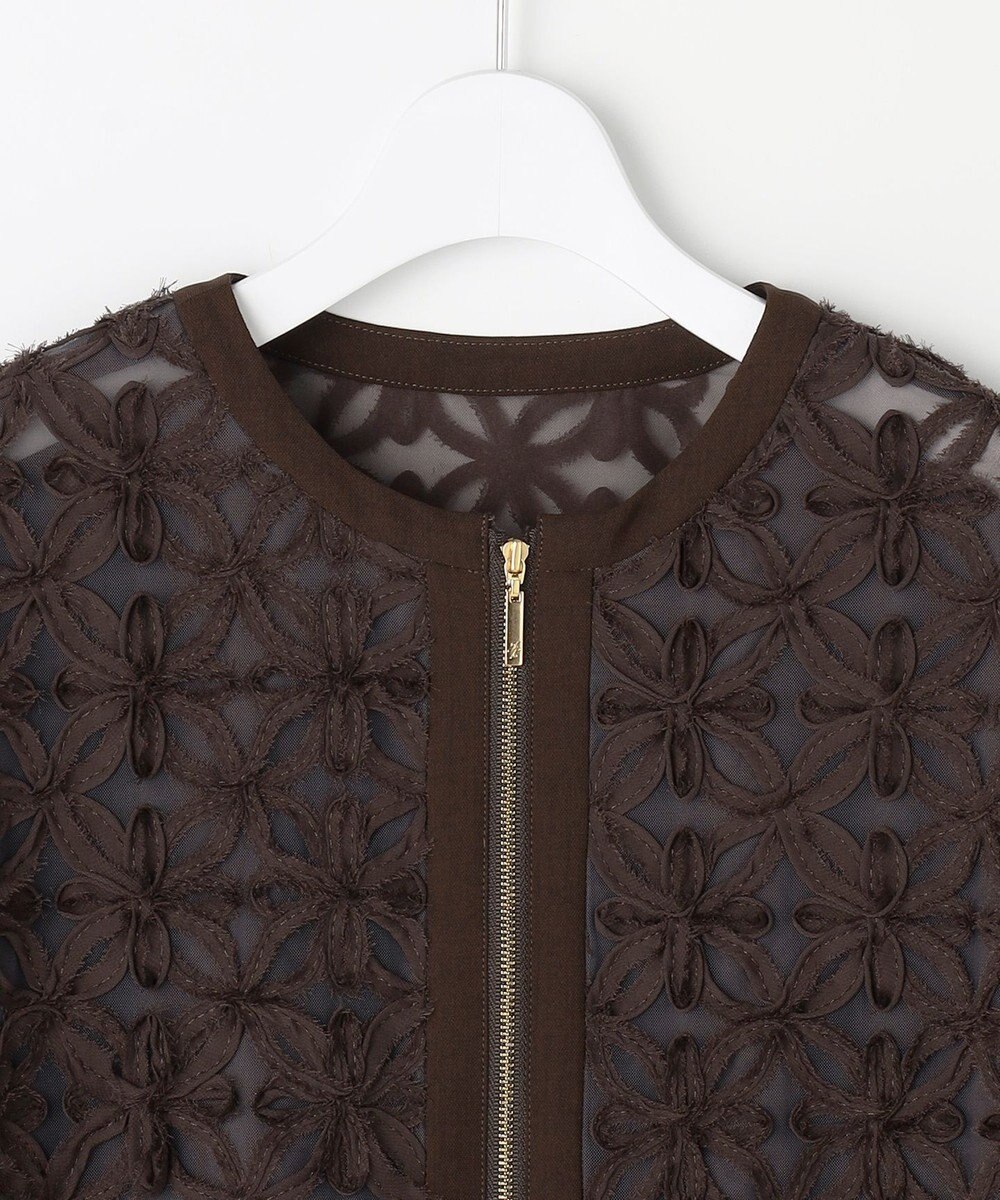 自由区 L 【17号サイズまで展開】テープエンブロイダリー ブルゾン 