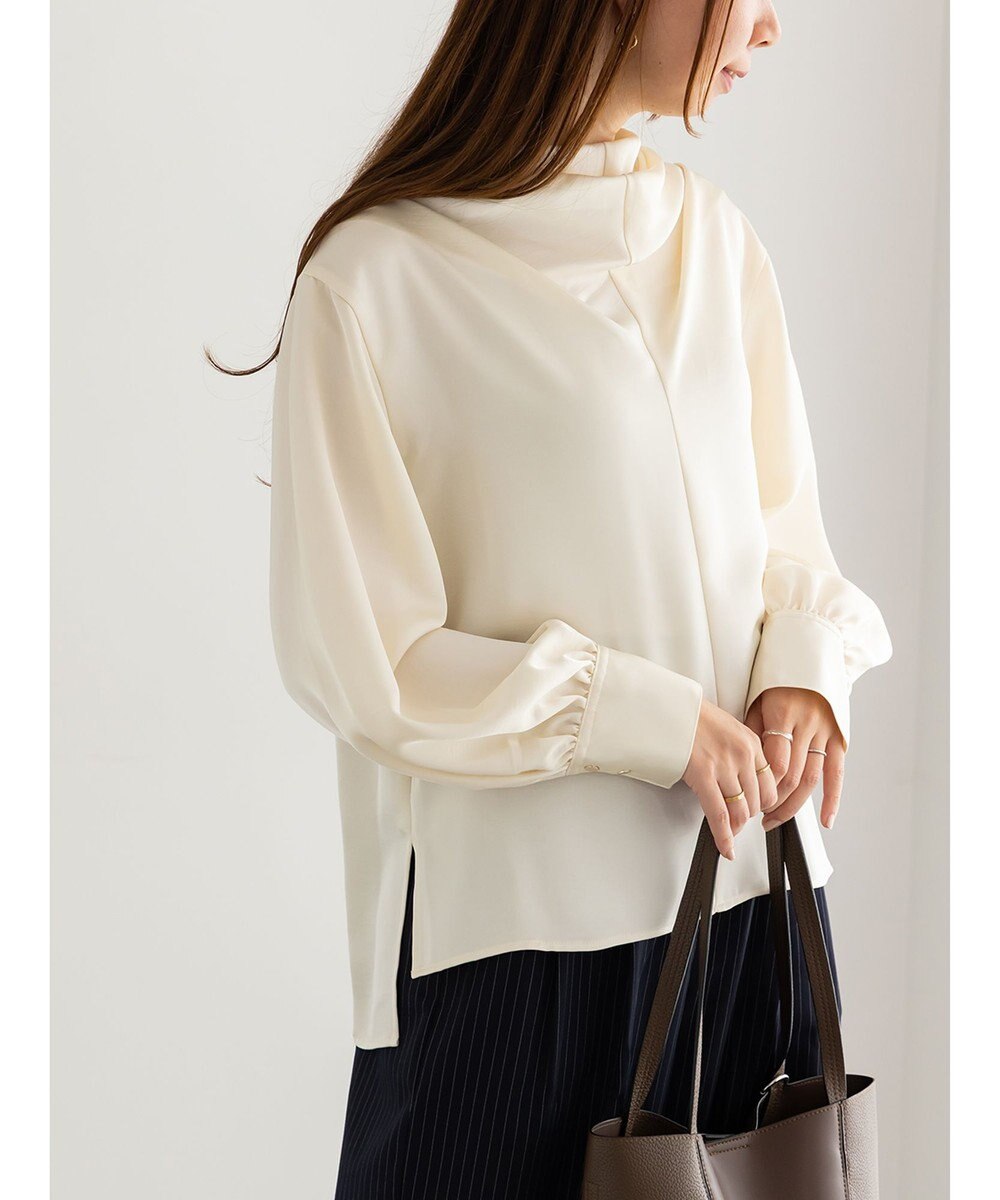 Te chichi ドレープネックブラウス《2025Autumn catalog vol.2 item》 