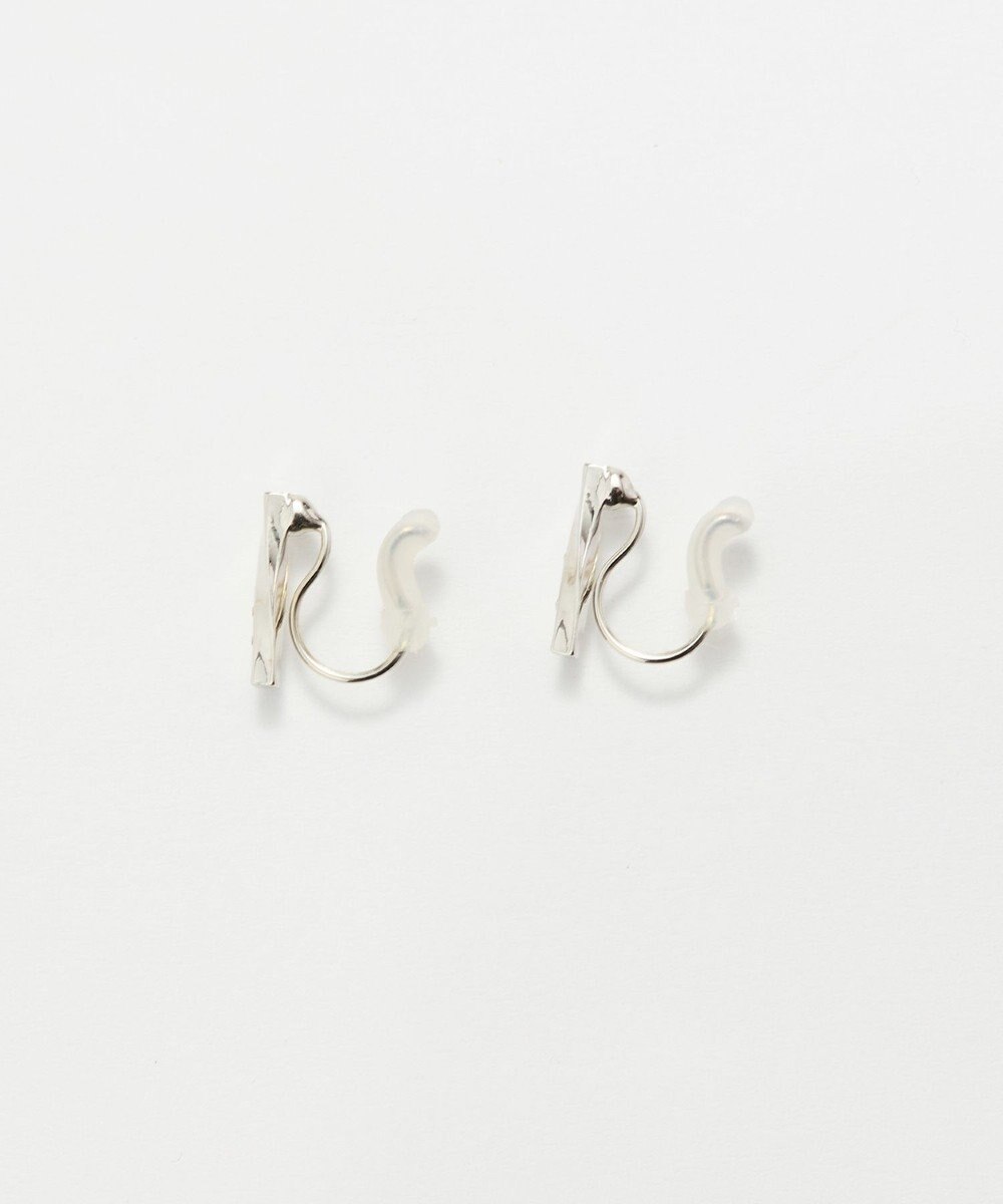 Phoebe 【金属アレルギー対応】【痛くないシリーズ】ツイストバービジューライトフィットイヤリング　シルバー 