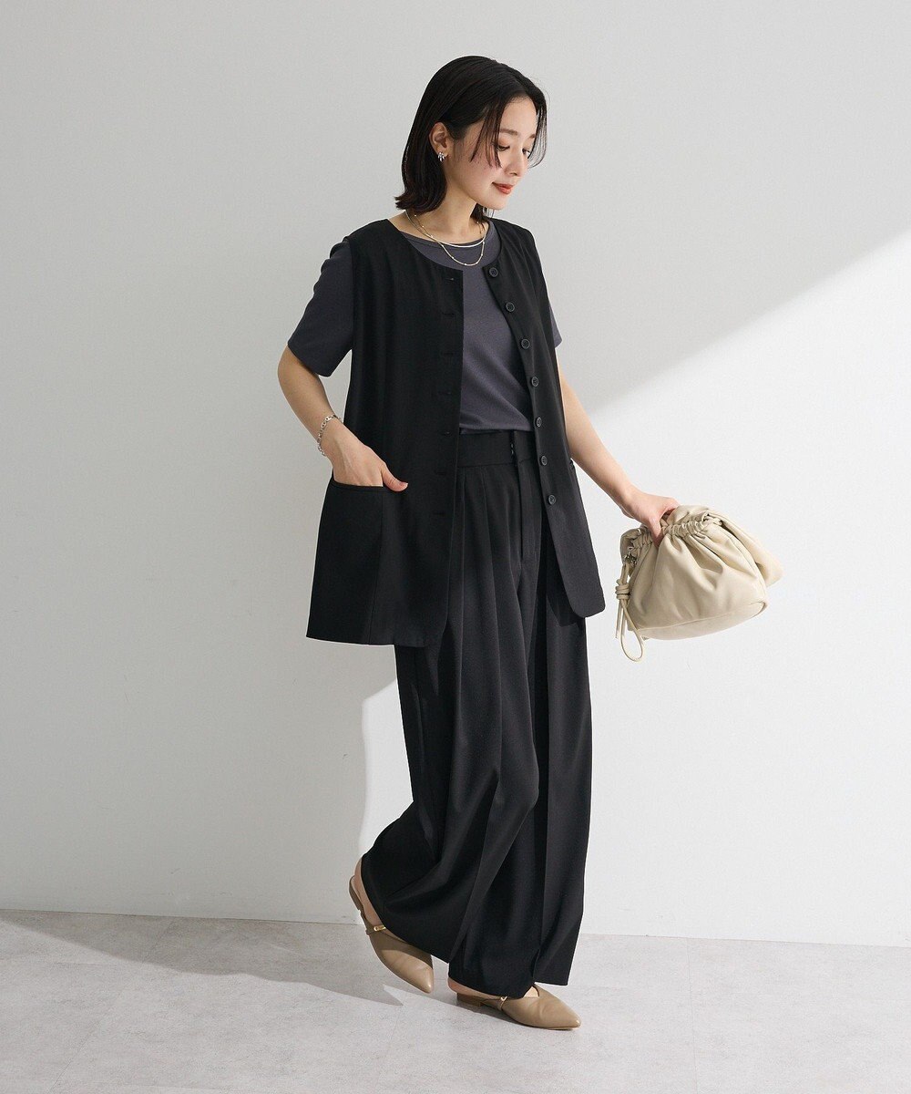 Green Parks クルーネック多釦ジレ 