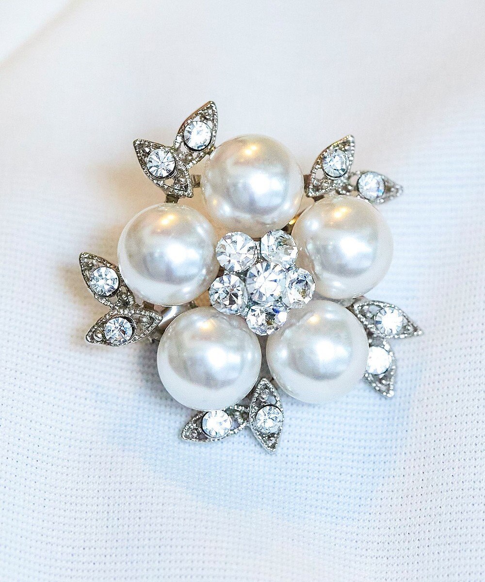 Tiaclasse パールフラワーブローチ 