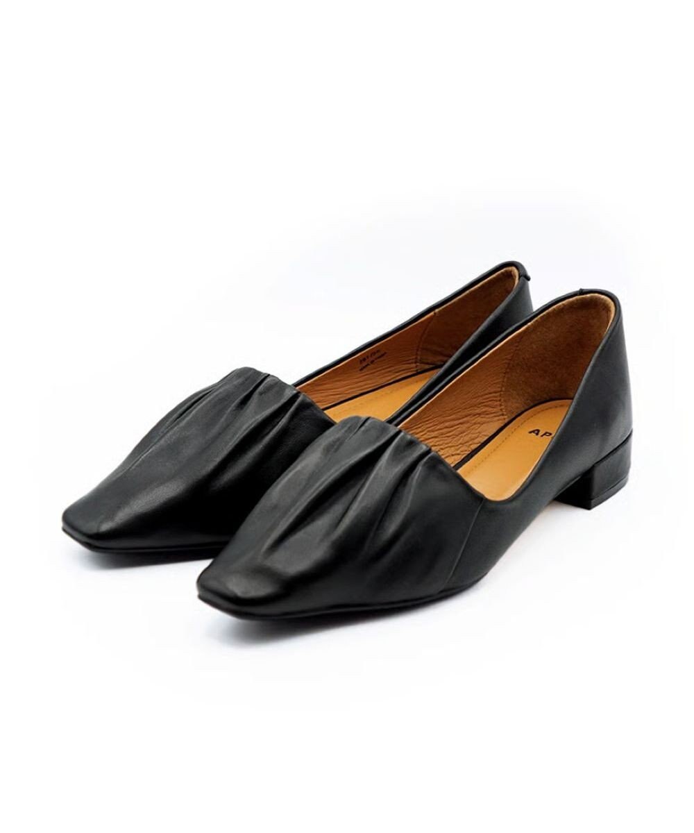 APOM 本革ソフトプリーツフラットパンプス20 