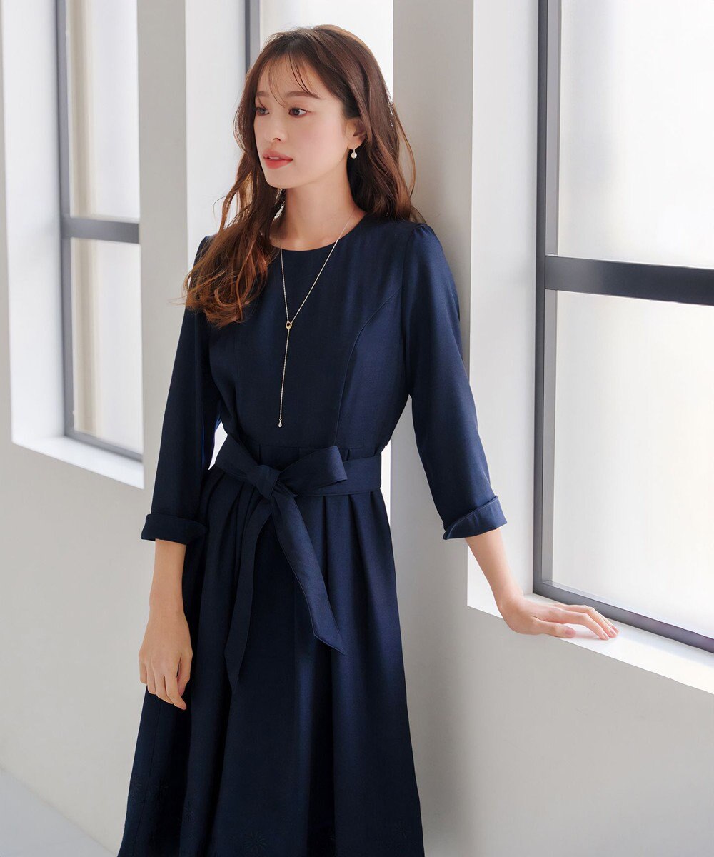 Tiaclasse L 【洗える】花柄刺繍フレアワンピース 