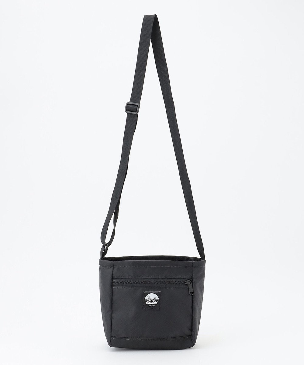 JOSEPH ABBOUD MOUNTAIN 【リサイクル素材・ハンドメイド生産】flowfold - Odyssey Crossebody 3L ショルダーバッグ 