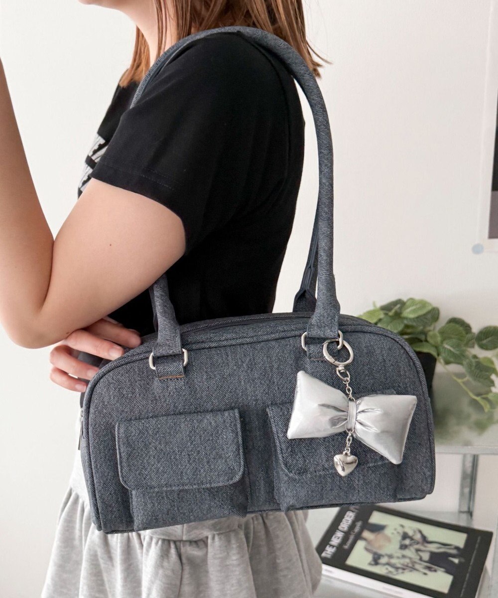 WEGO チャーム付きボストンバッグ 