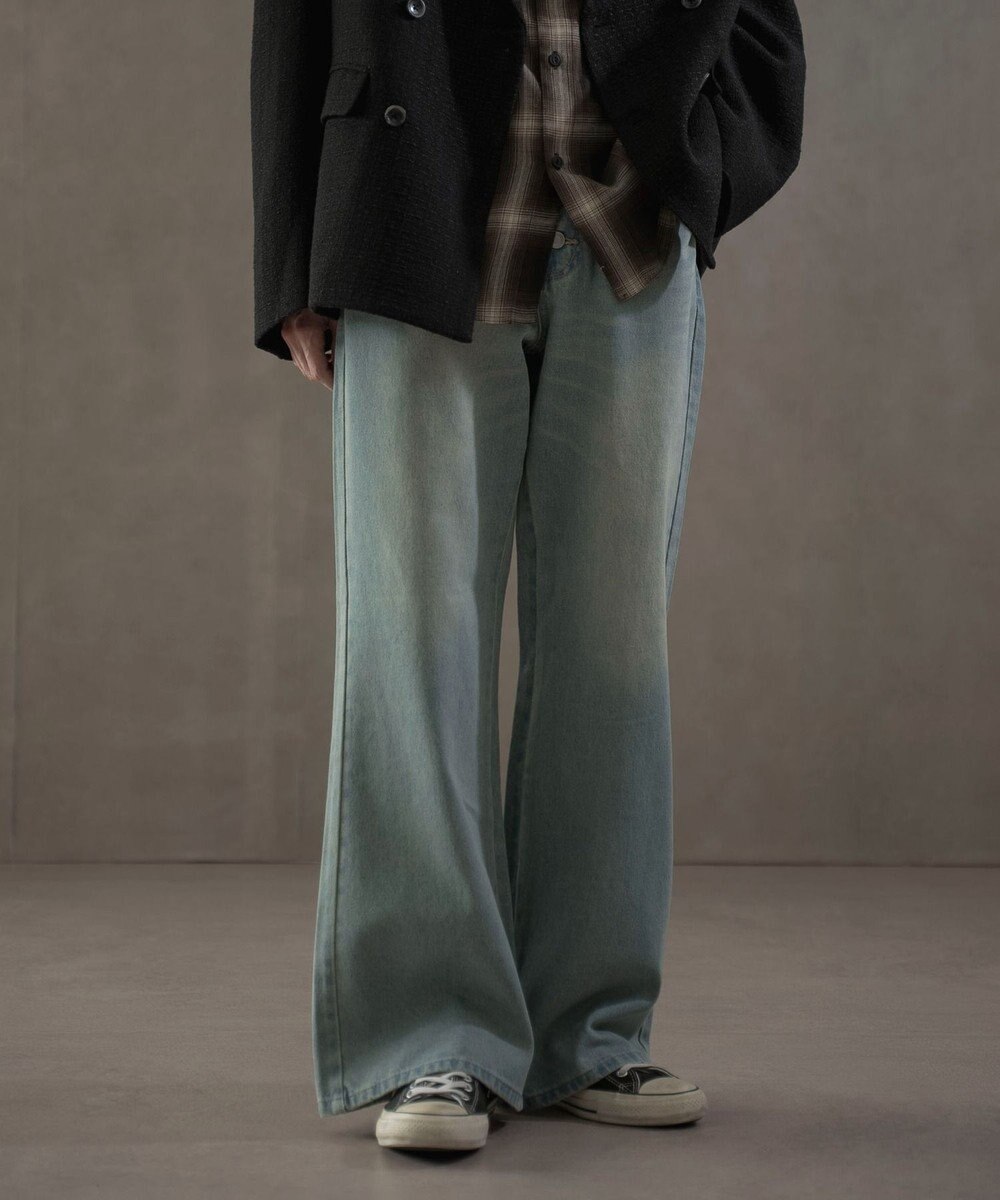 WEGO ボタンフライローライズフレアデニム 