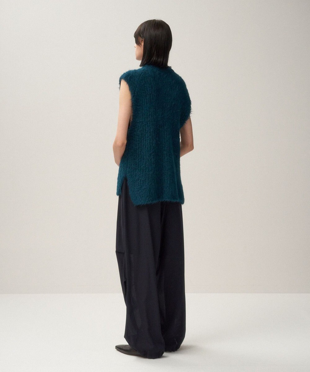 ATON ALPACA FUR | Vネックベスト 