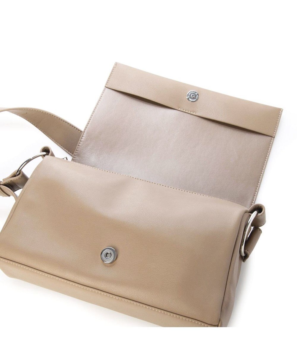 UNBILLION カシュカシュ cachecache / WEB限定フラップベルトショルダーバッグ 