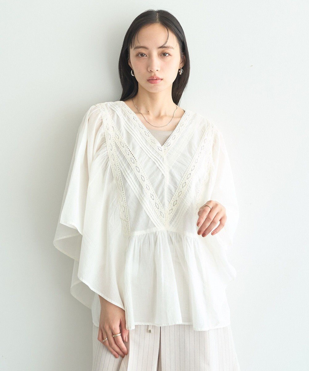 earth music&ecology 【WEB・一部店舗限定】【綿100％】レース＆ピンタックポンチョ 