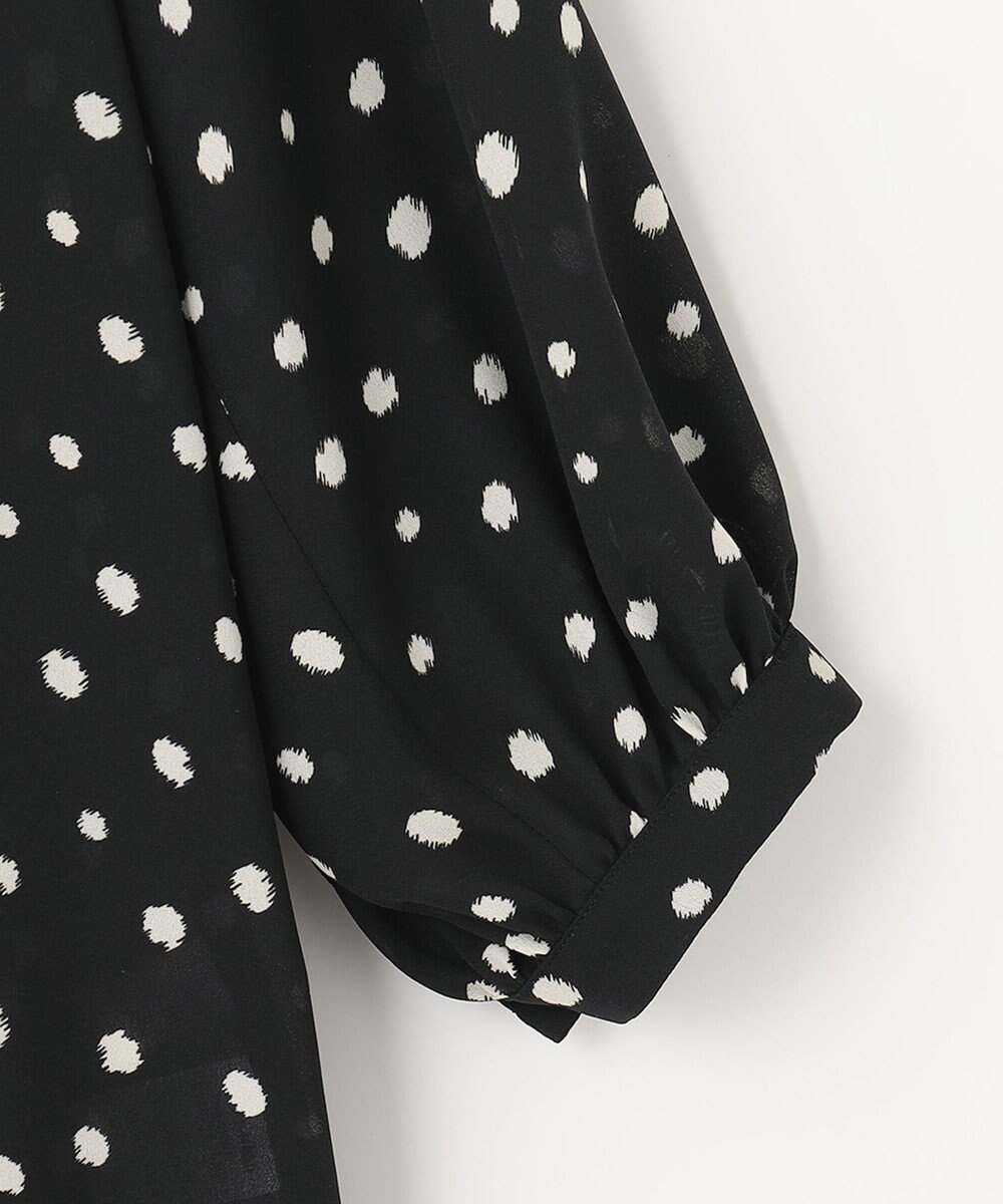 自由区 【セットアップ可】ドットプリント スキッパーブラウス 