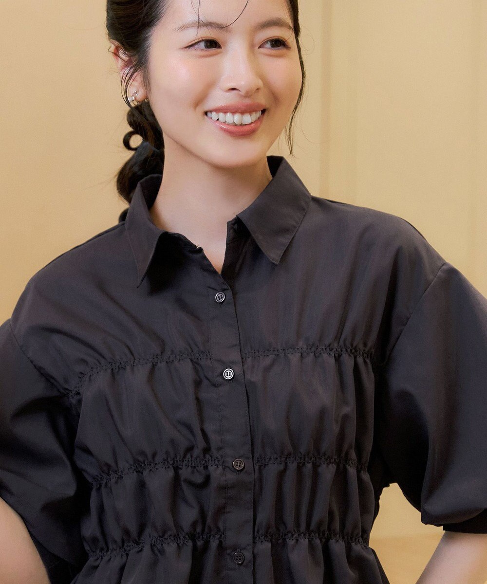 Tiaclasse シャーリングパフスリーブブラウス 