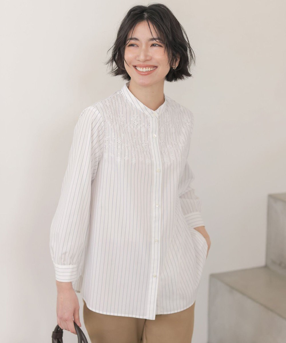 J.PRESS LADIES 【一枚で着映え】ストライプ×エンブロイダリー バンドカラー ブラウス 