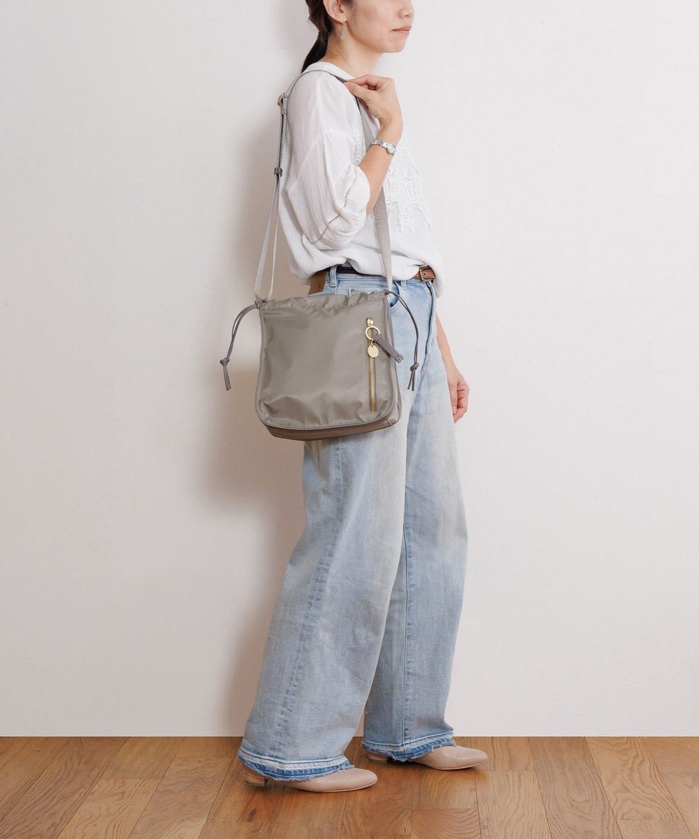 ACE BAGS & LUGGAGE HAyU × ace.  ユッカ ショルダーバッグ 17833 