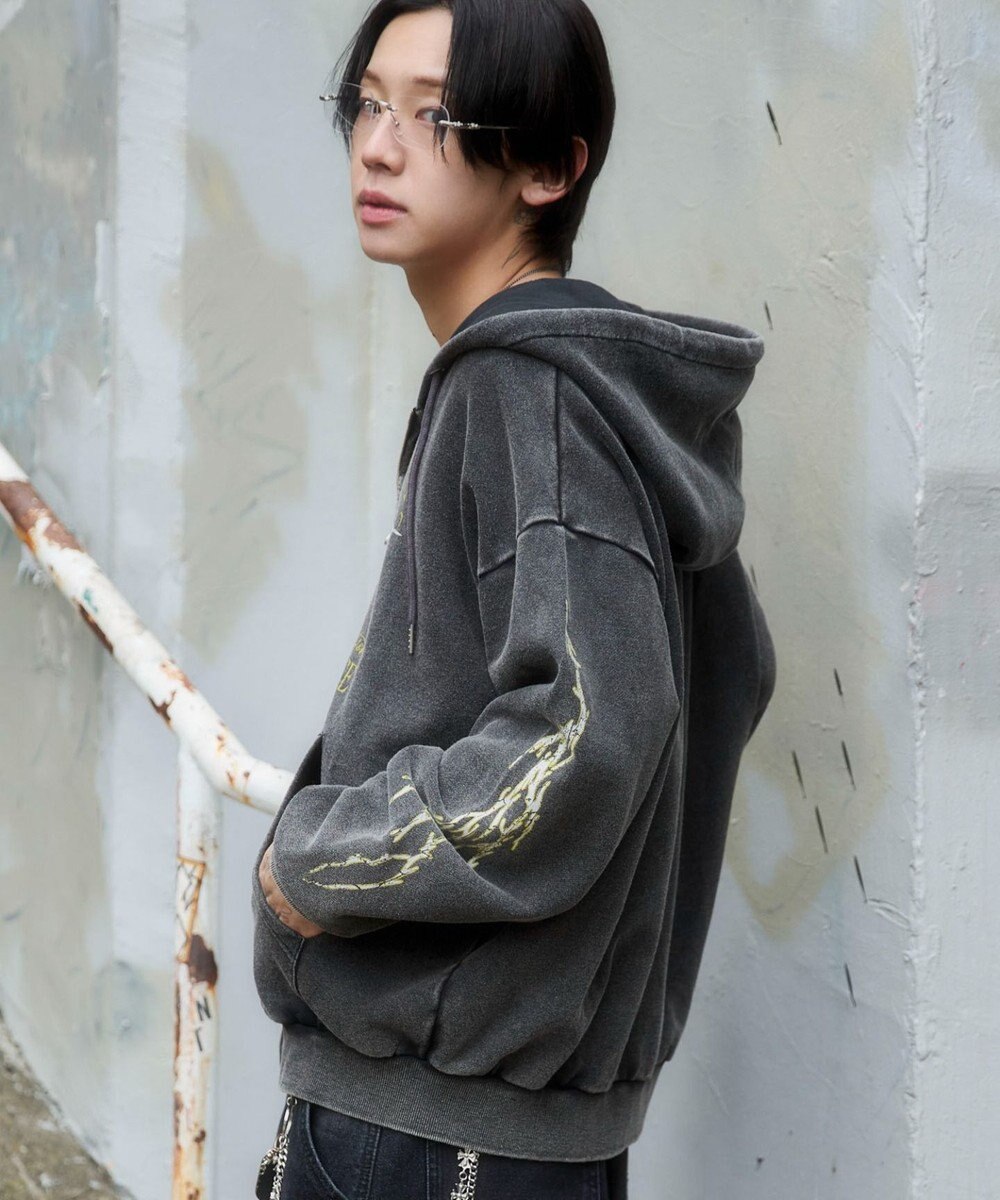 WEGO 【ユニセックス着用ITEM】ブリーチグラフィックZIPパーカー 