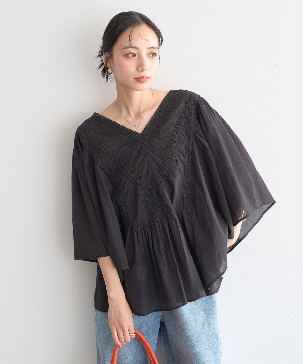 earth music&ecology 【WEB・一部店舗限定】【綿100％】レース＆ピンタックポンチョ 