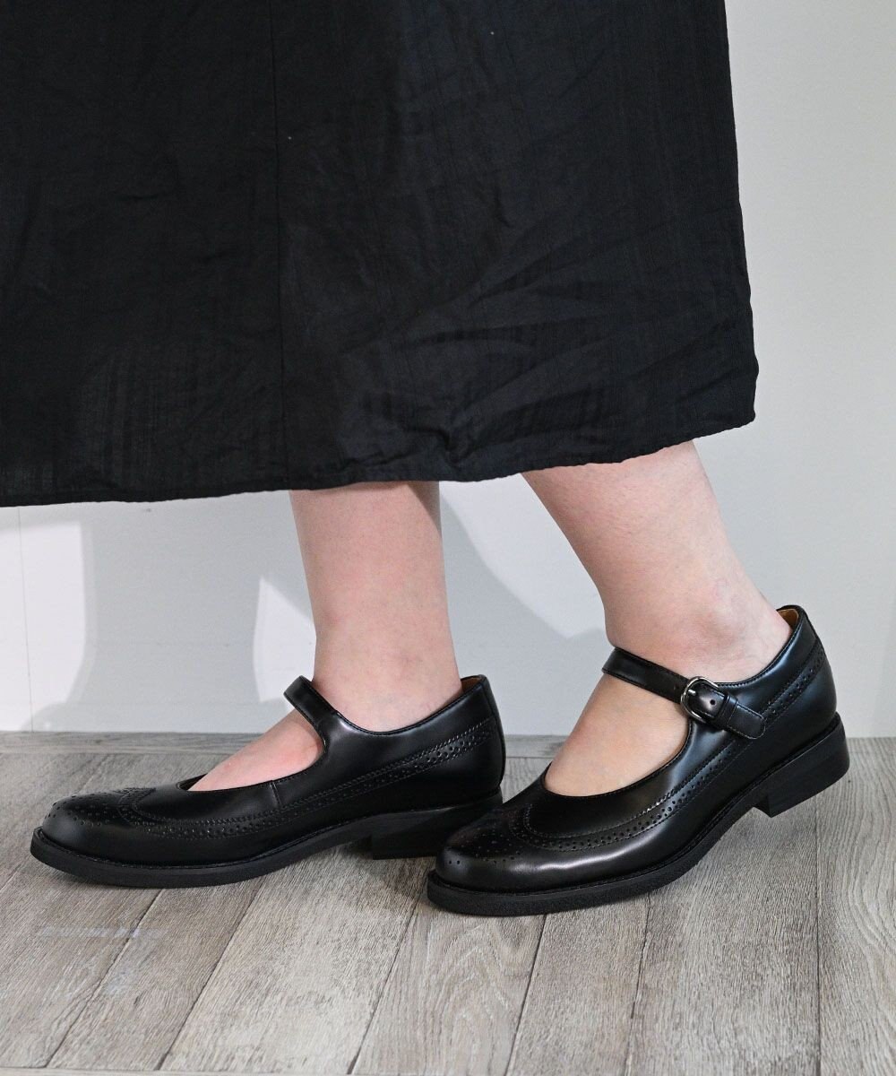 APOM 本革メリージェーンブローグシューズ 30 