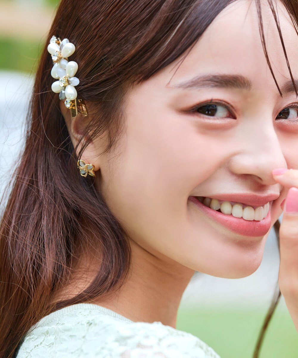 Tiaclasse パールフラワーヘアクリップ 