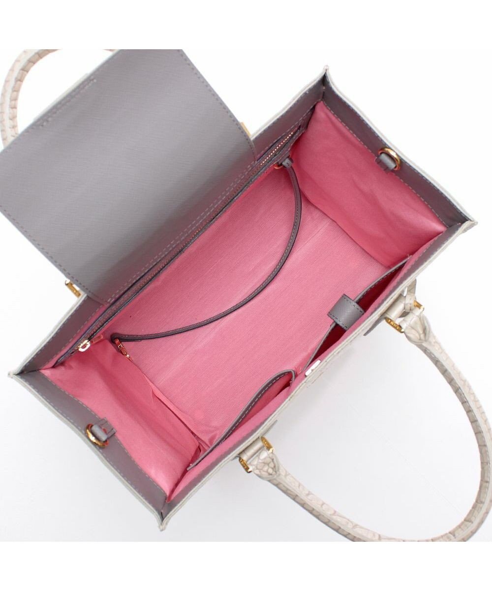 A.D.M.J. 【牛革】クロコ型押しスクエアトートM 