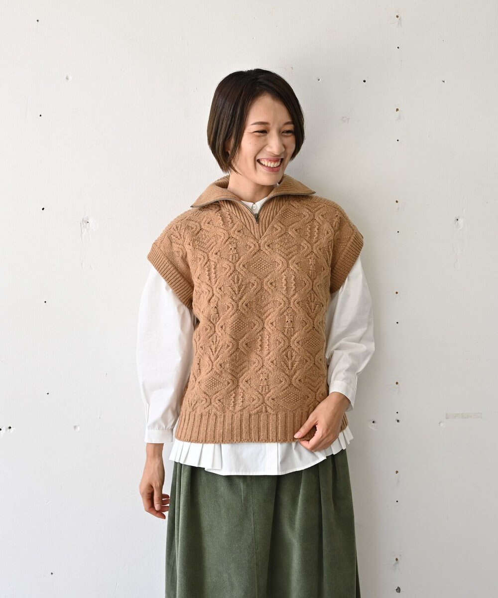muuc 5種類の模様編み  パッチワーク柄ケーブル模様編みベスト 