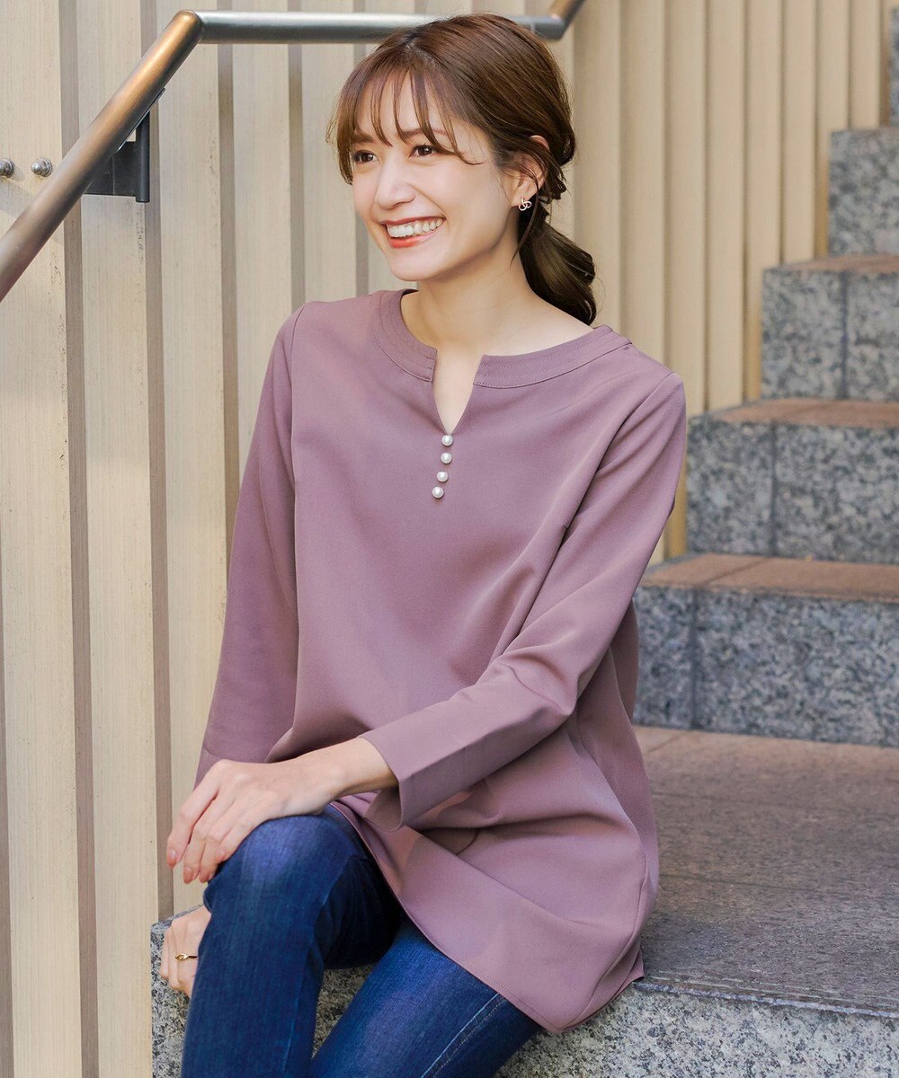 Tiaclasse 【ダブルストレッチ・洗える】スキッパーパールチュニックブラウス 