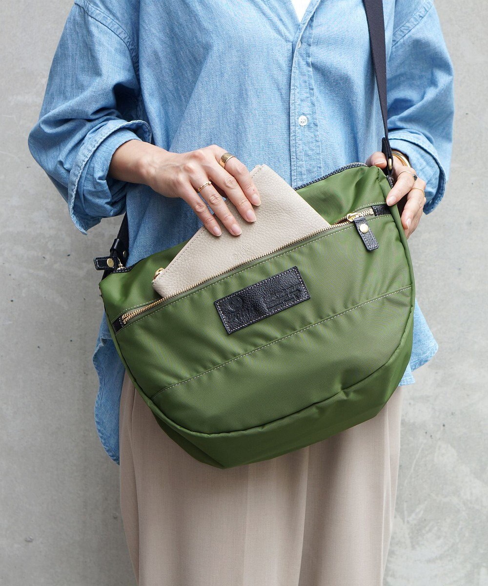 FOLNA RD ユニセックスナイロン ショルダー L-SIZE 