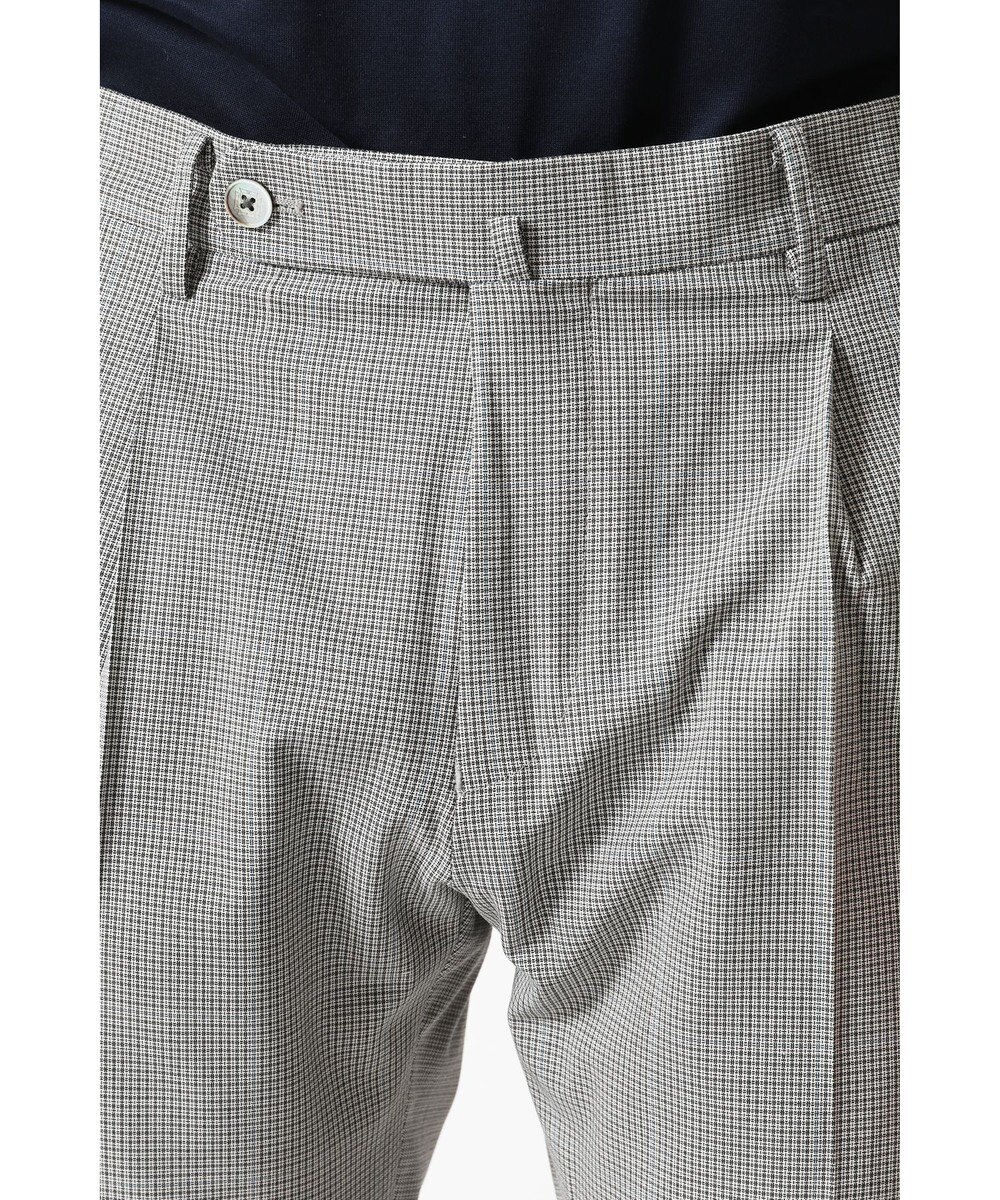 DAKS ストレッチテーパードパンツ 