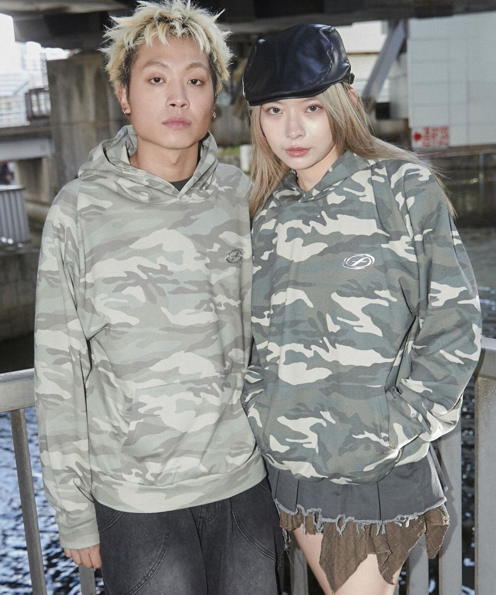 WEGO 【ユニセックス着用ITEM】パターンメタルワンポイントプルパーカー 