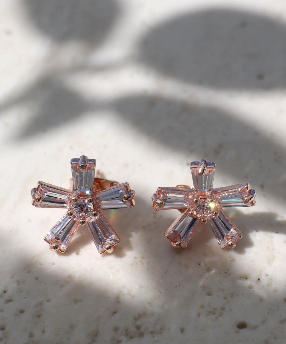 Tiaclasse 【金属アレルギー対応】スターフルールピアス・イヤリング 