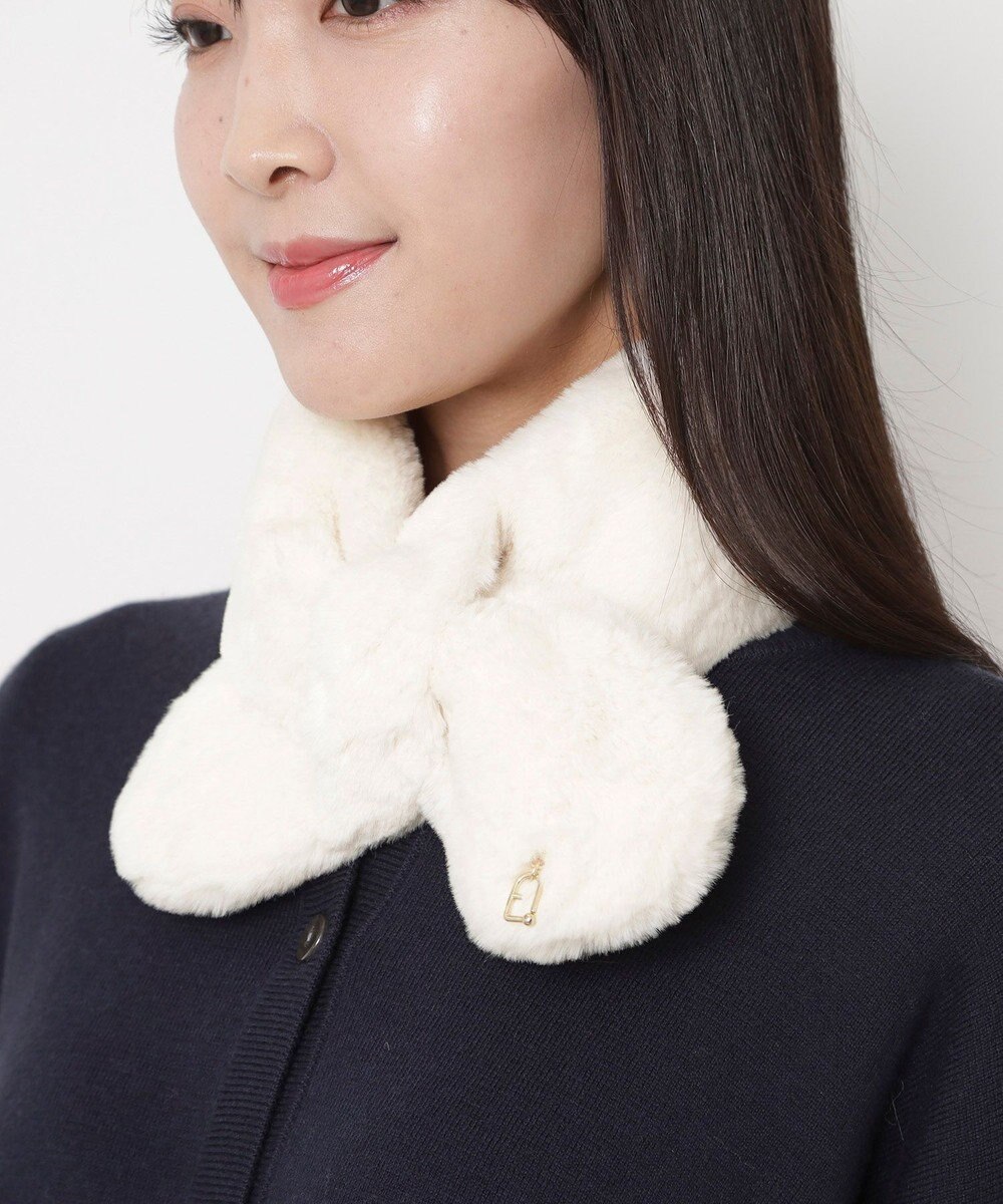 MOONBAT FURLA（フルラ）プチリボンマフラー  アーチロゴ フェイクファー 