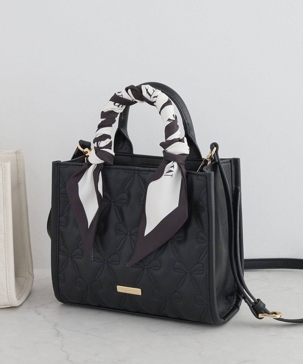 Maison de FLEUR スカーフ付きリボンキルティング2Wayスクエアトート 