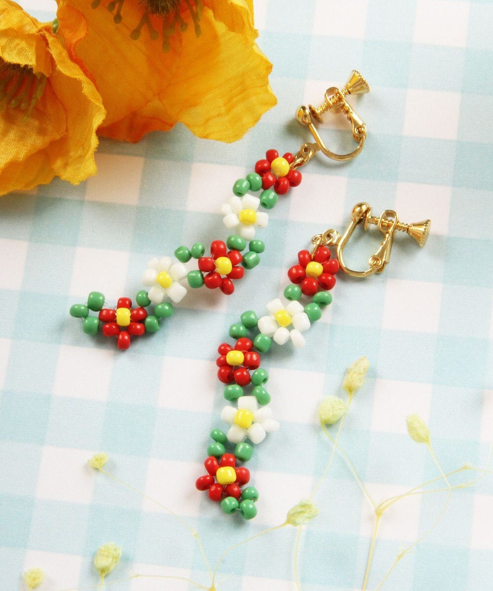赤と白のお花ビーズイヤリング Wythe Charm ファッション通販 公式通販 オンワード クローゼット