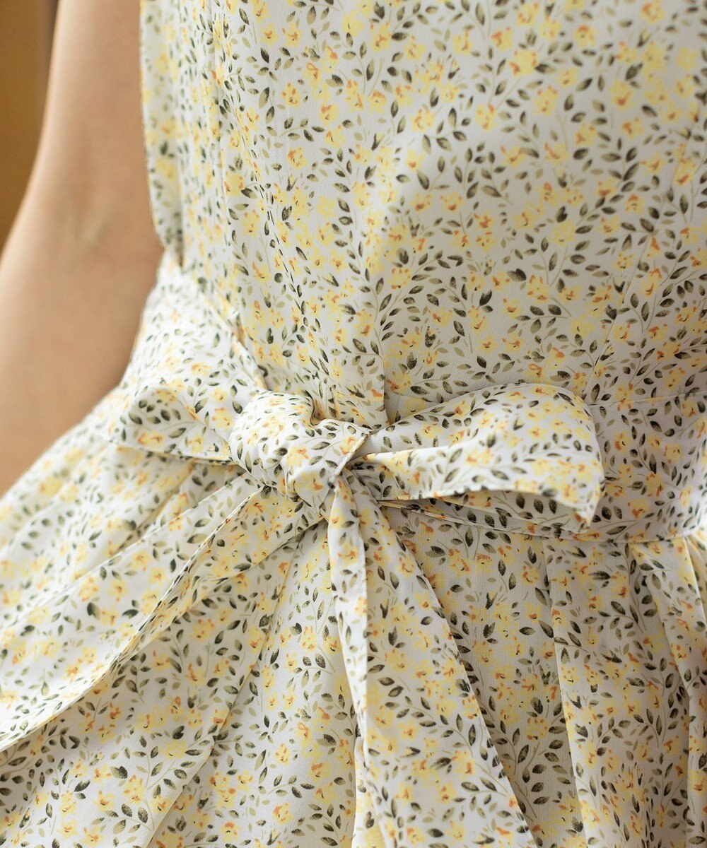 Tiaclasse 【洗える】大人華やかなノースリーブ花柄ワンピース 