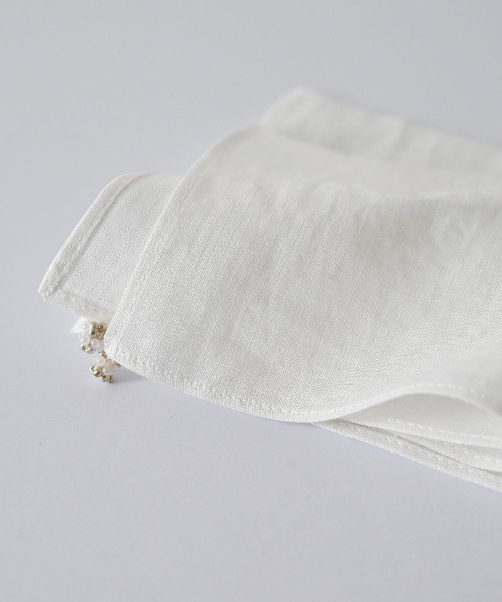 AND WOOL 〈フォーマルシーンにもギフトにもお勧めな上質素材〉フレンチリネンのハンカチ（ビーズモチーフ） 
